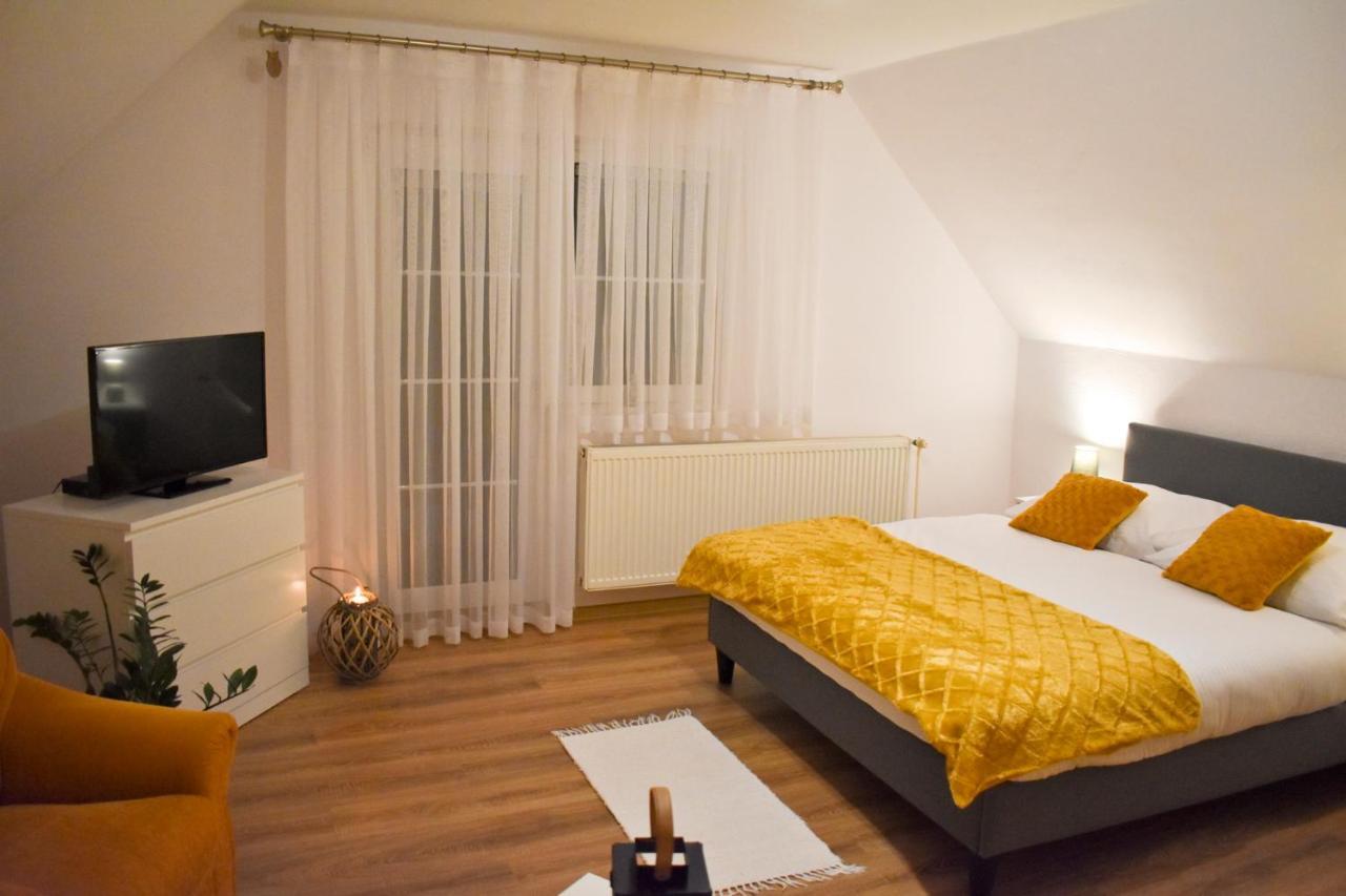 Privát Harenčár Apartamento Stará Lesná Exterior foto